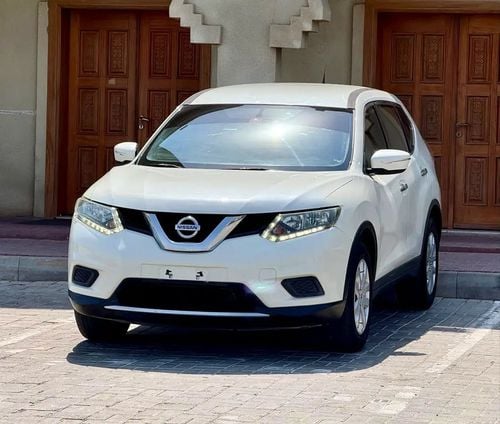Nissan X Trail نيسان اكس تريل خليجي بحالة ممتازة SE GCC Specs