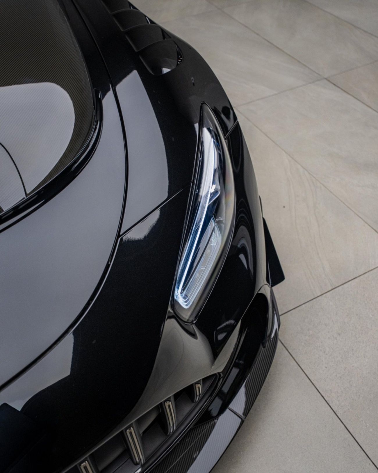 مرسيدس بنز AMG GT S Mercedes GT-Black Series • Model year: 2021 • ⁠Mileage: 1,000km • ⁠GCC Specs • ⁠Warranty and Service