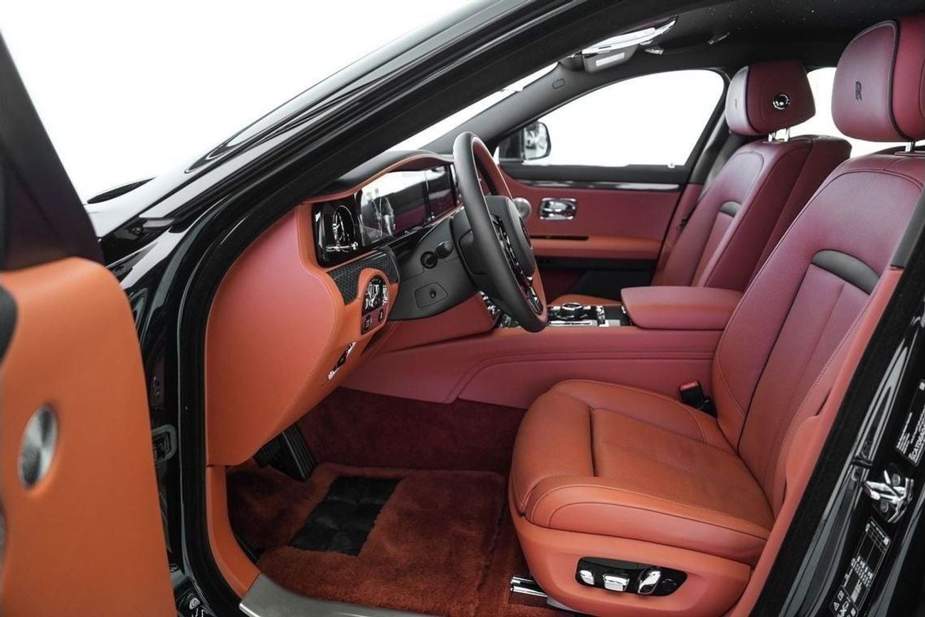 رولز رويس جوست 6.75T Short Wheelbase