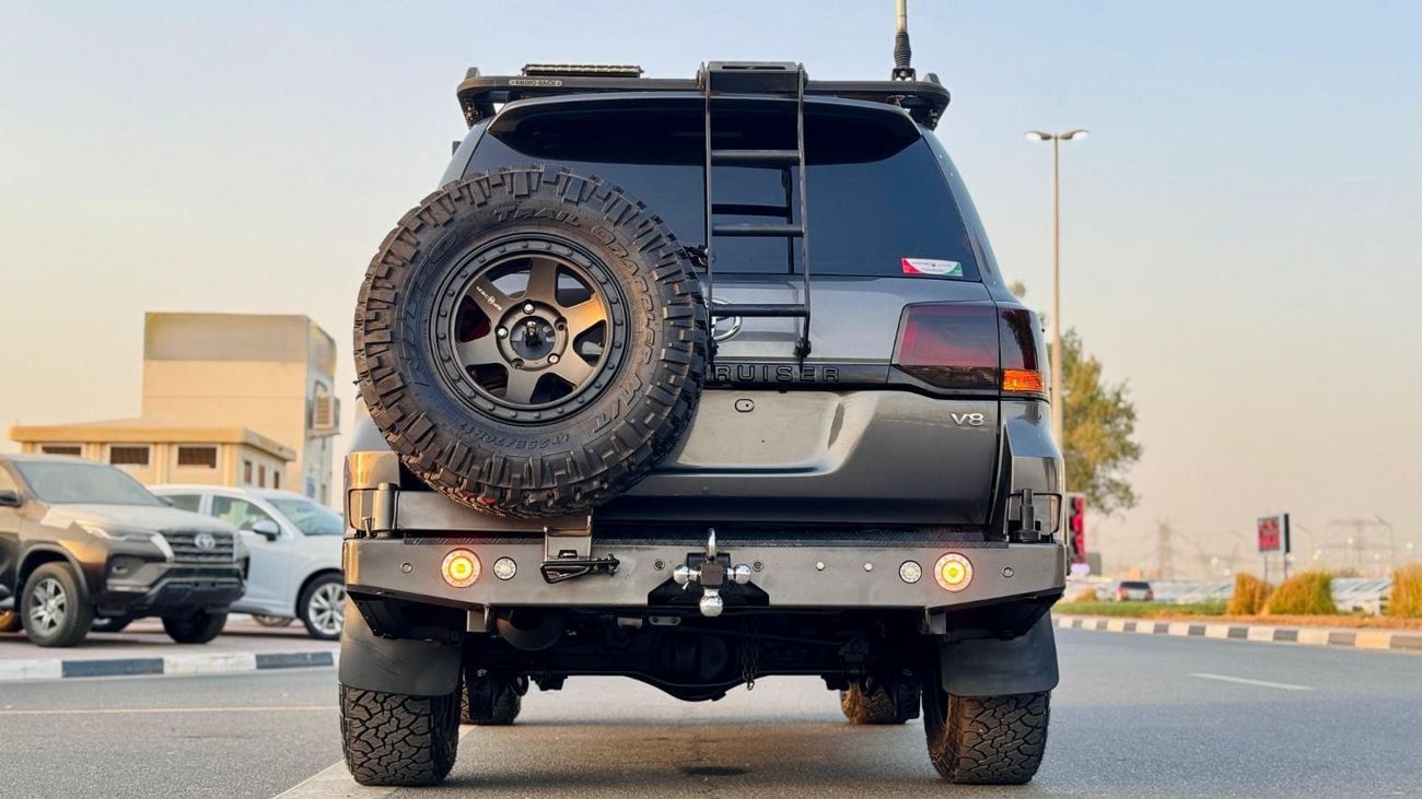 تويوتا لاند كروزر HEAVY OFF-ROAD MODIFIED | 4.5L DIESEL | RHD | AUTOMATIC | BULL BAR + RHINO RACK + SNORKEL