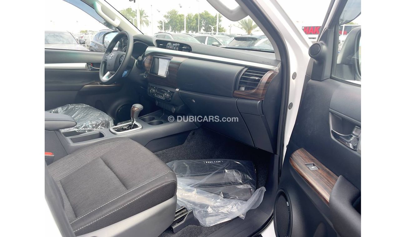 Toyota Hilux 2.7L Petrol SR5 4WD, Push Start Full Option 2023MY