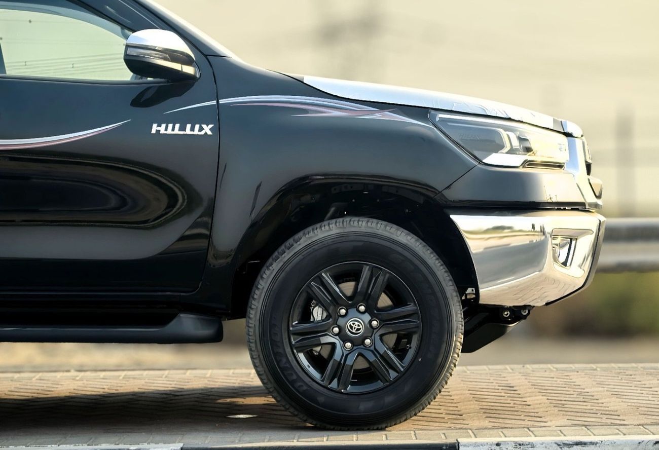 Toyota Hilux SGLX D/CAB,PICKUP,2.7L,4X4,DIGITAL AC,WOODEN INTERIOR,BLIND SPOT,DVD+CAMERA,DIFF LOCK,A/T, 2 COOL BO