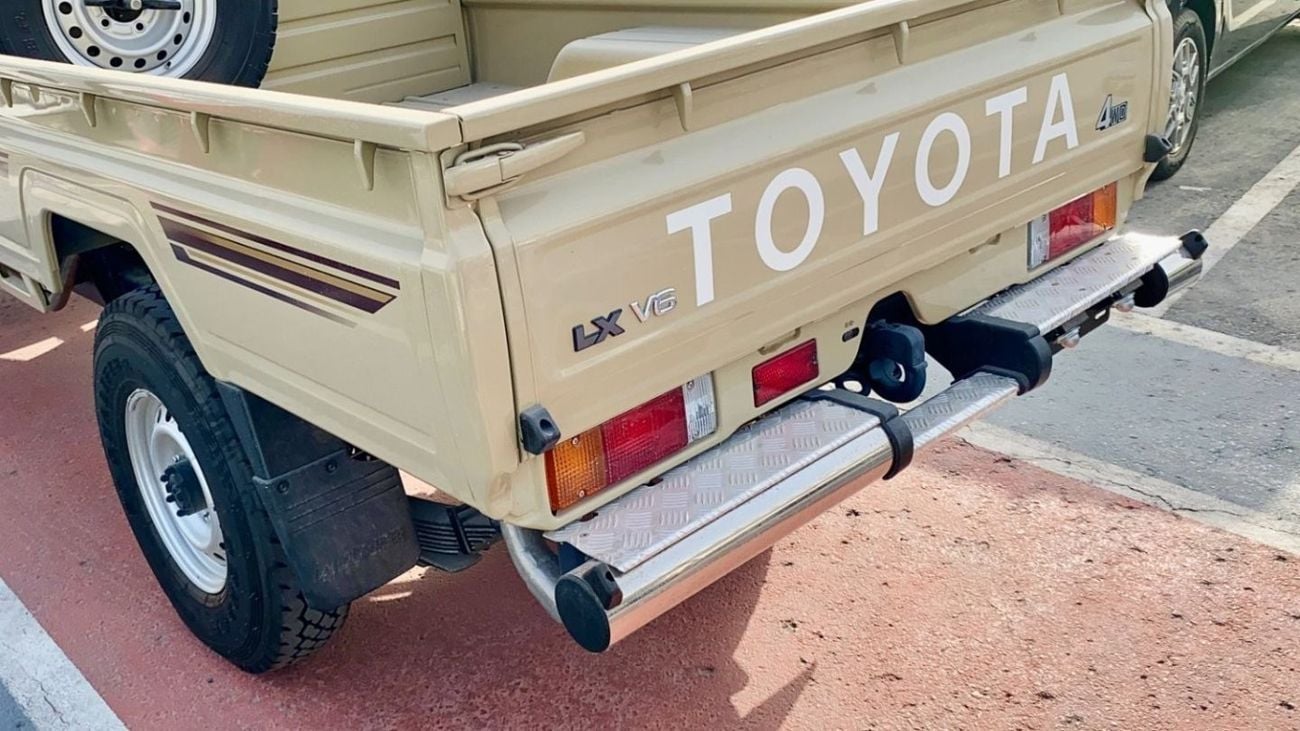 تويوتا لاند كروزر بيك آب Toyota LC79 4.0L Petrol Manual Single Cabin 2025YM