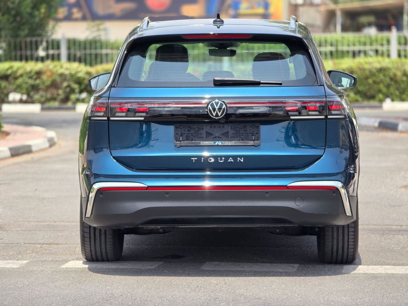 Volkswagen Tiguan ELEGANCE 2025 GCC SINGLE OWNER LOW MILEAGE WITH AGENCY WARRANTY & SERVICE CONTRACT IN MINT CONDITION