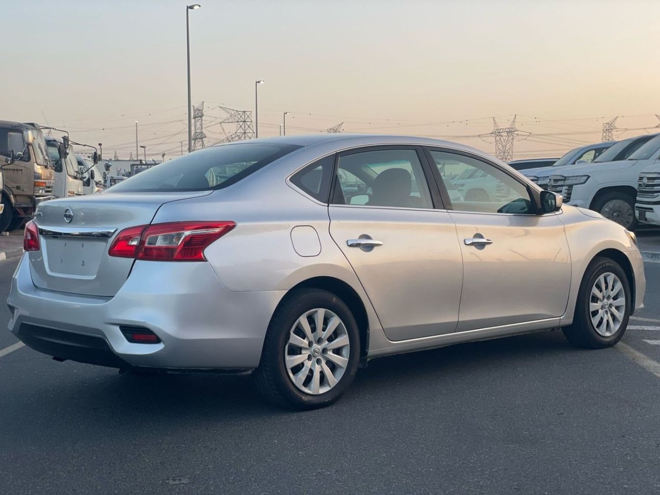 نيسان سنترا 2019 Nissan Sentra S 1.8L V4 MidOption+ Ecar onomical C-