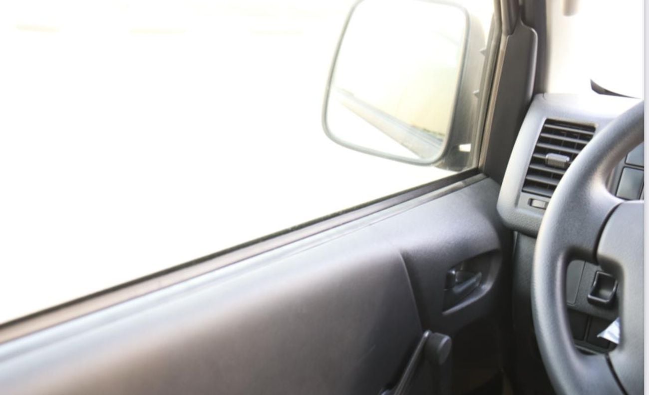 Toyota Hiace DX HIACE 2.7L AC