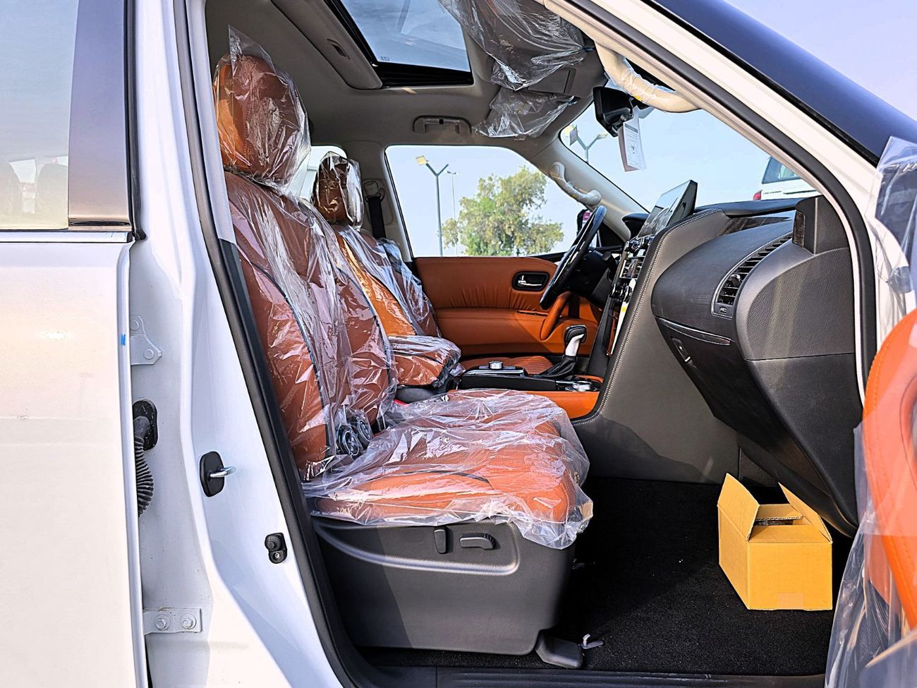 Nissan Patrol Nissan Patrol Platinum V8 5.7l Petrol 2024 model