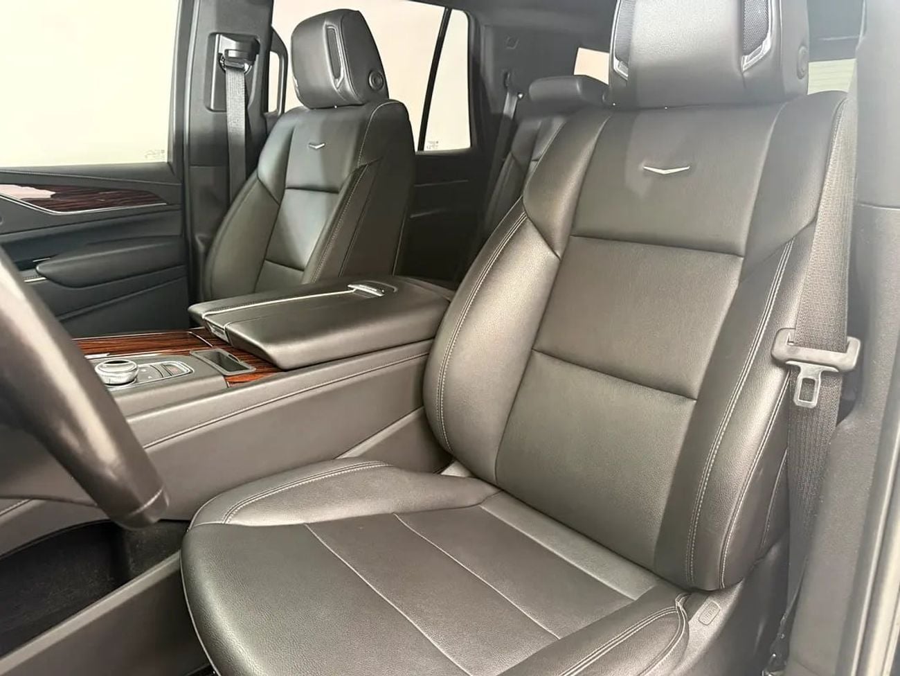 كاديلاك إسكالاد LUXURY GCC Specs - Excellent Condition