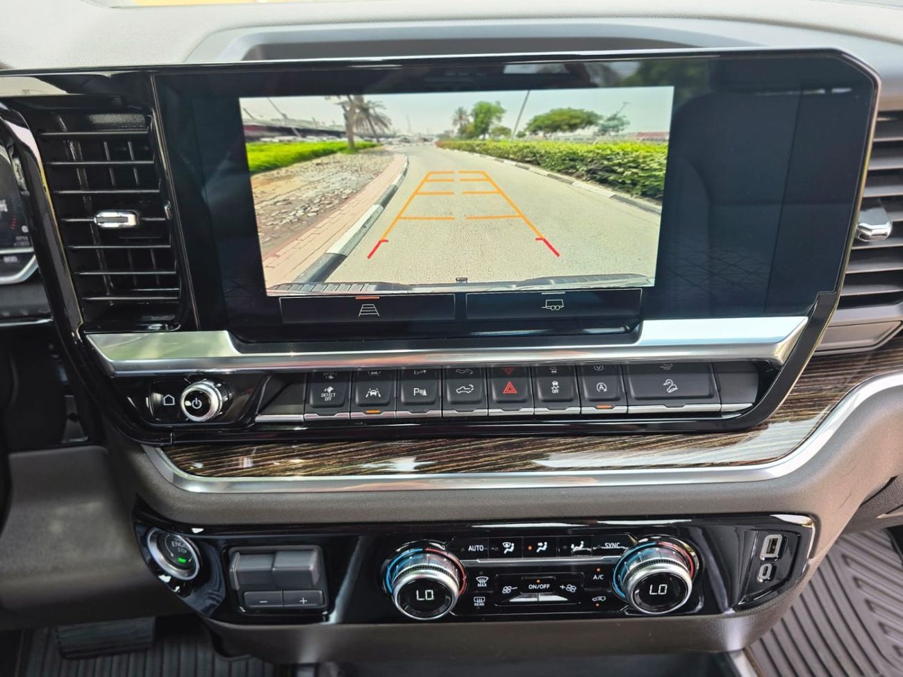 جي أم سي سييرا 5.3L V8 ELEVATION