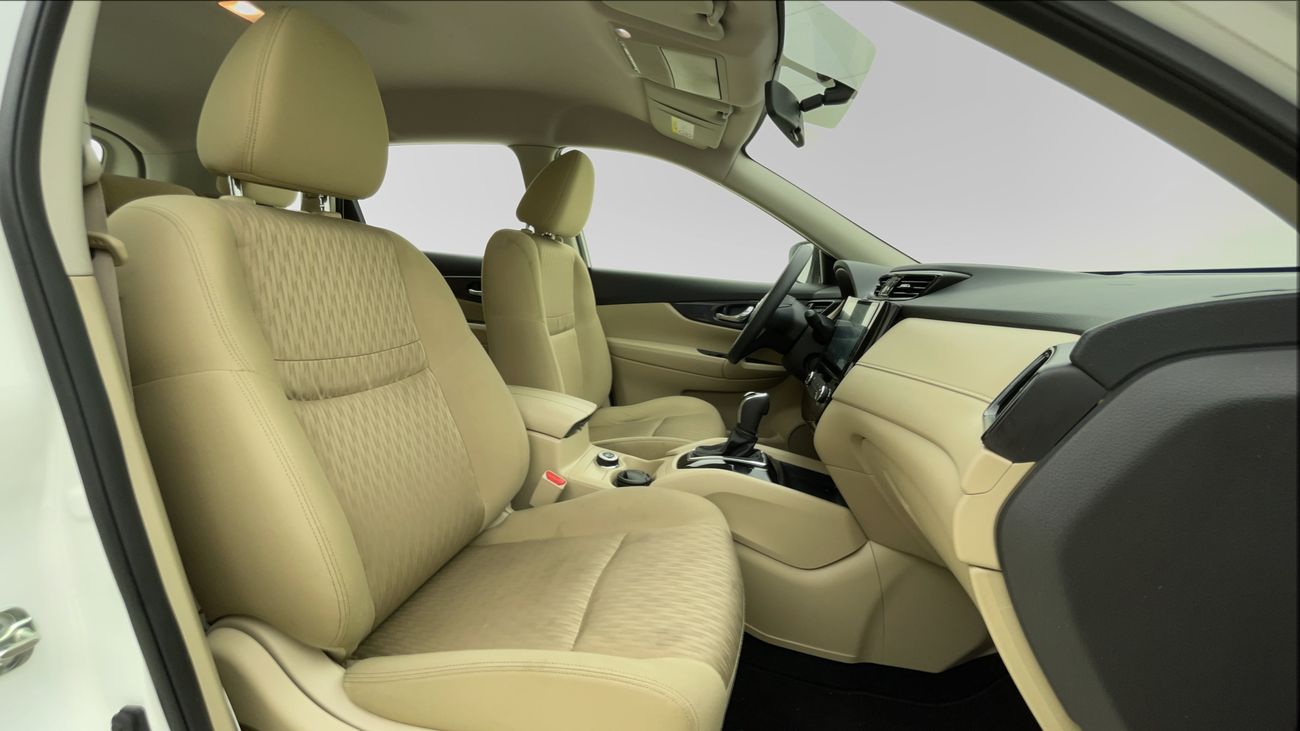 نيسان إكس تريل S 2.5 | بدون دفعة مقدمة | اختبار القيادة في المنزل