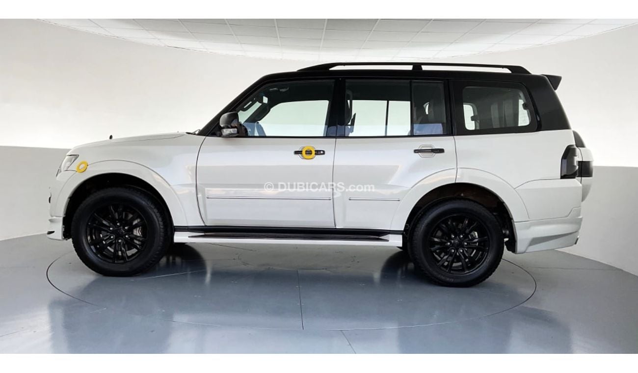 ميتسوبيشي باجيرو Signature Edition