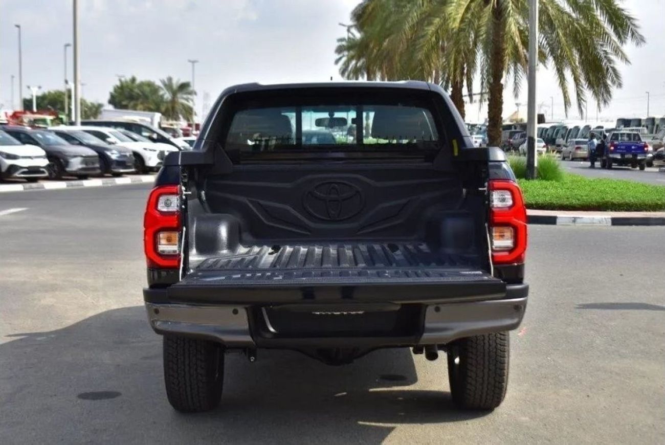 تويوتا هيلوكس 2025 TOYOTA HILUX DOUBLE CAB PICKUP ADVENTURE V6 4.0L PETROL AT