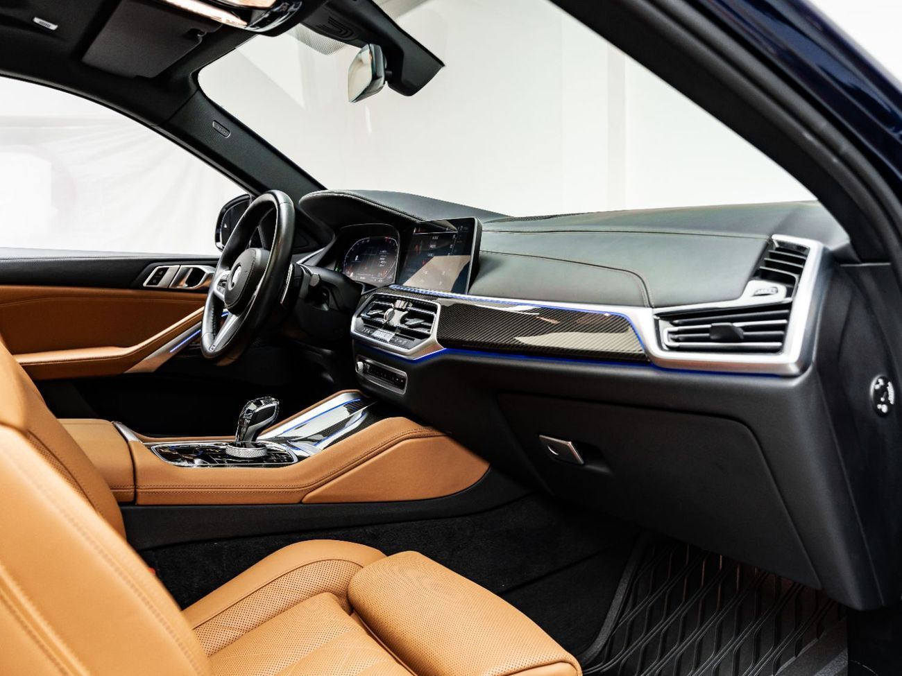 BMW X6 40i M Sport 3.0L 2023 BMW X6 xDrive40i, 2027 BMW Warranty + 2032 BMW Service Contract, Low KMs, GCC