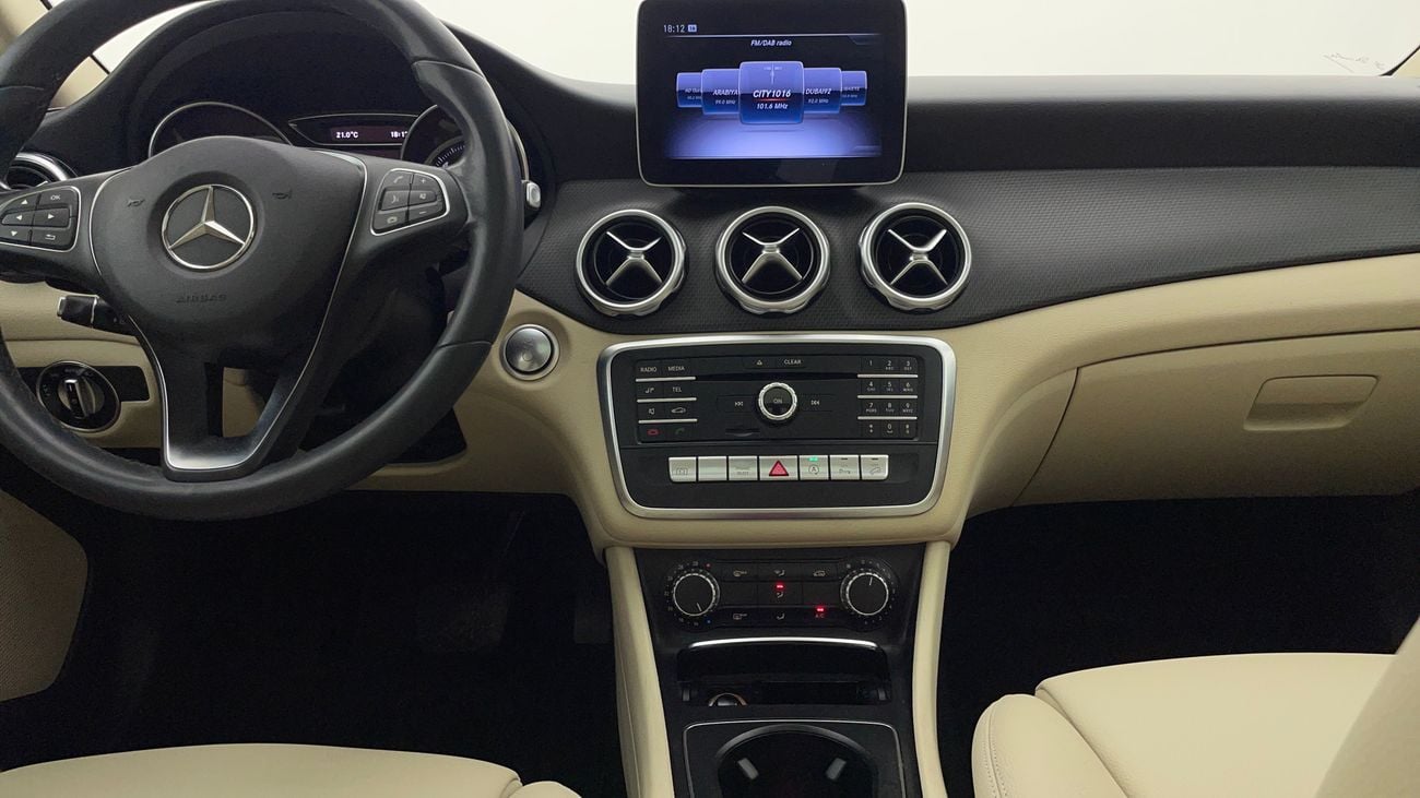 مرسيدس بنز GLA 220 PREMIUM 2 | بدون دفعة مقدمة | اختبار القيادة في المنزل