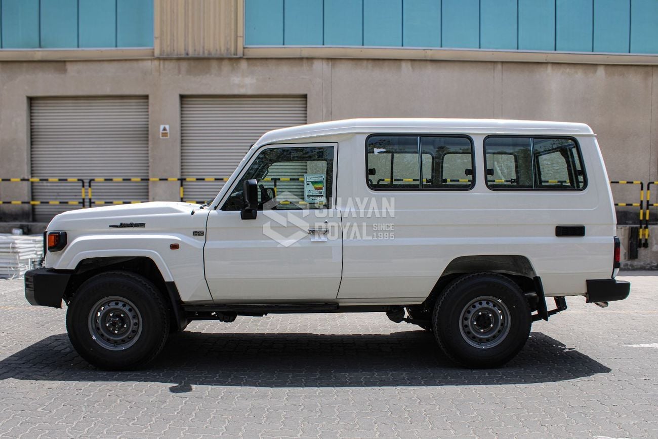 Toyota Land Cruiser 70 LHD LC78 2.8L T-DSL 4WD 3DR 8-SEATER AT WITH DIFF-LOCK 2025MY
