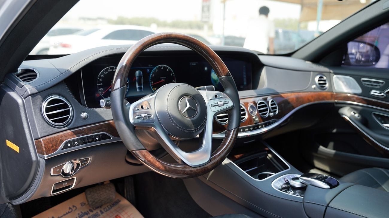 Mercedes Benz S560 STD