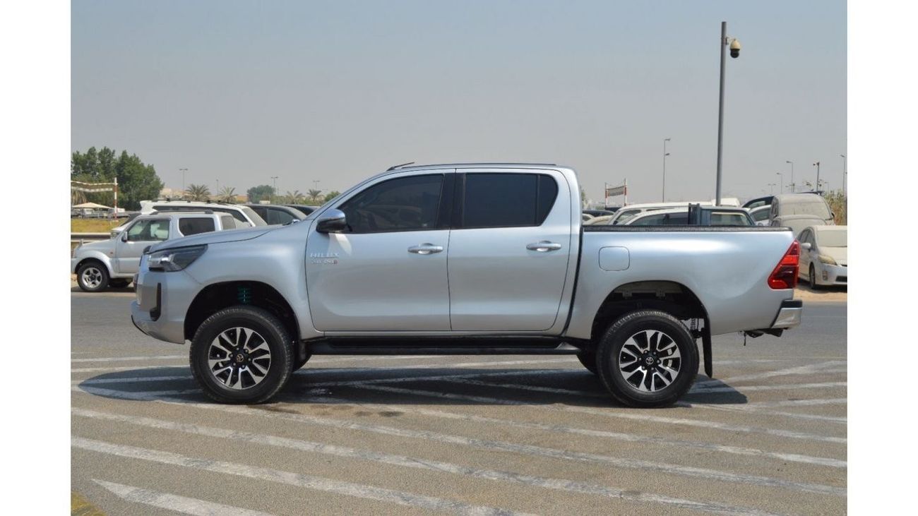 Toyota Hilux SR5
