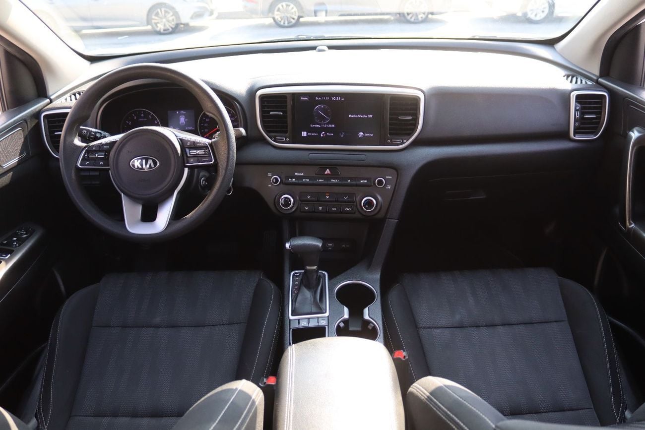 Kia Sportage LX 1.6L Kia Sportage - 2021- GCC - Accident-Free -1.6L  - Low Mileage - Excellent Condition