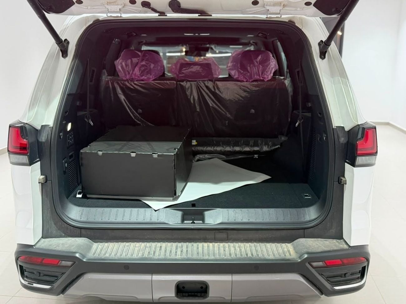 لكزس LX 600 SIGNATURE Lexus LX600 3.5L 2026 Turbo Sport Full option