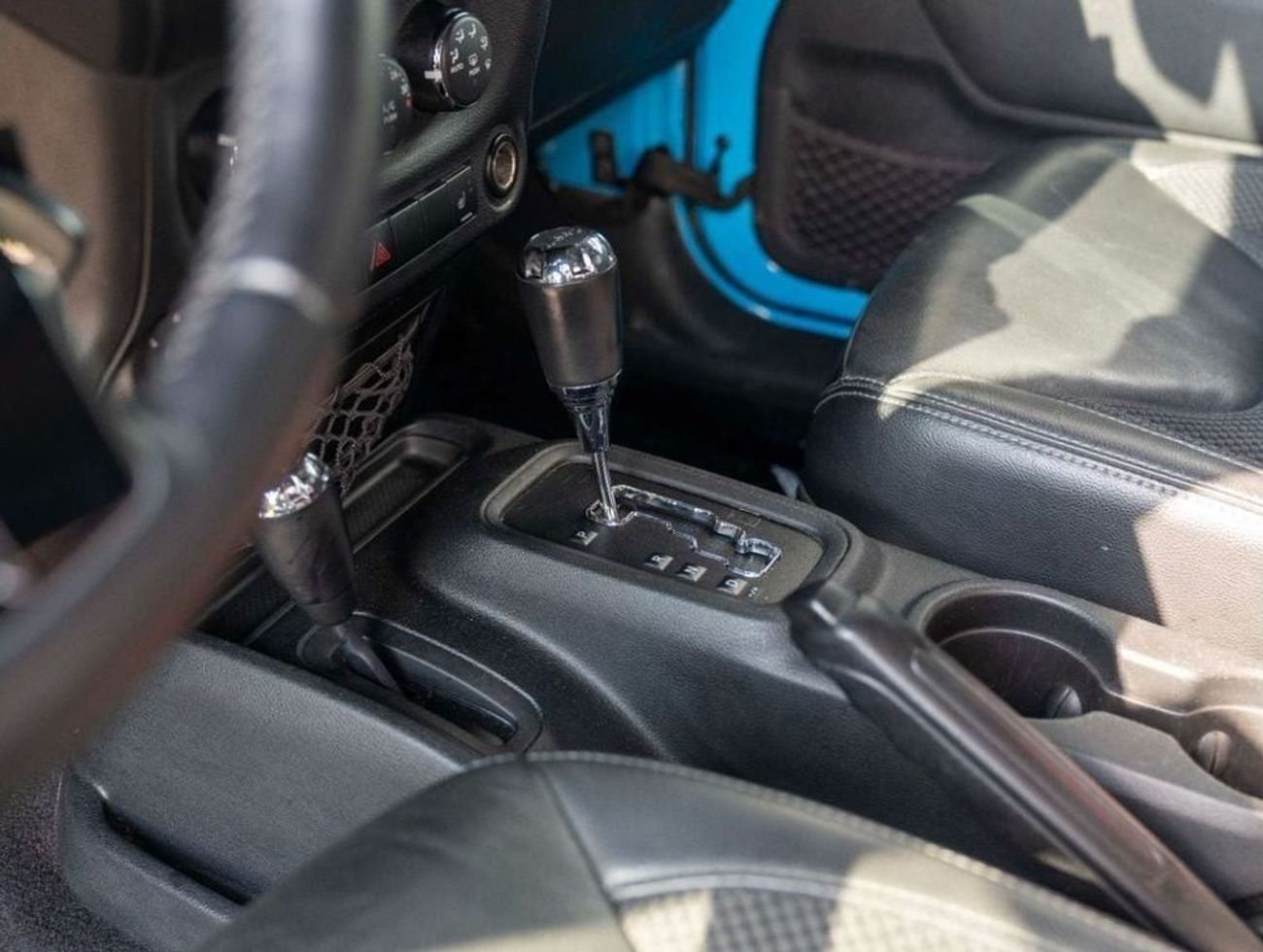 Jeep Wrangler Sport 3.6L A/T