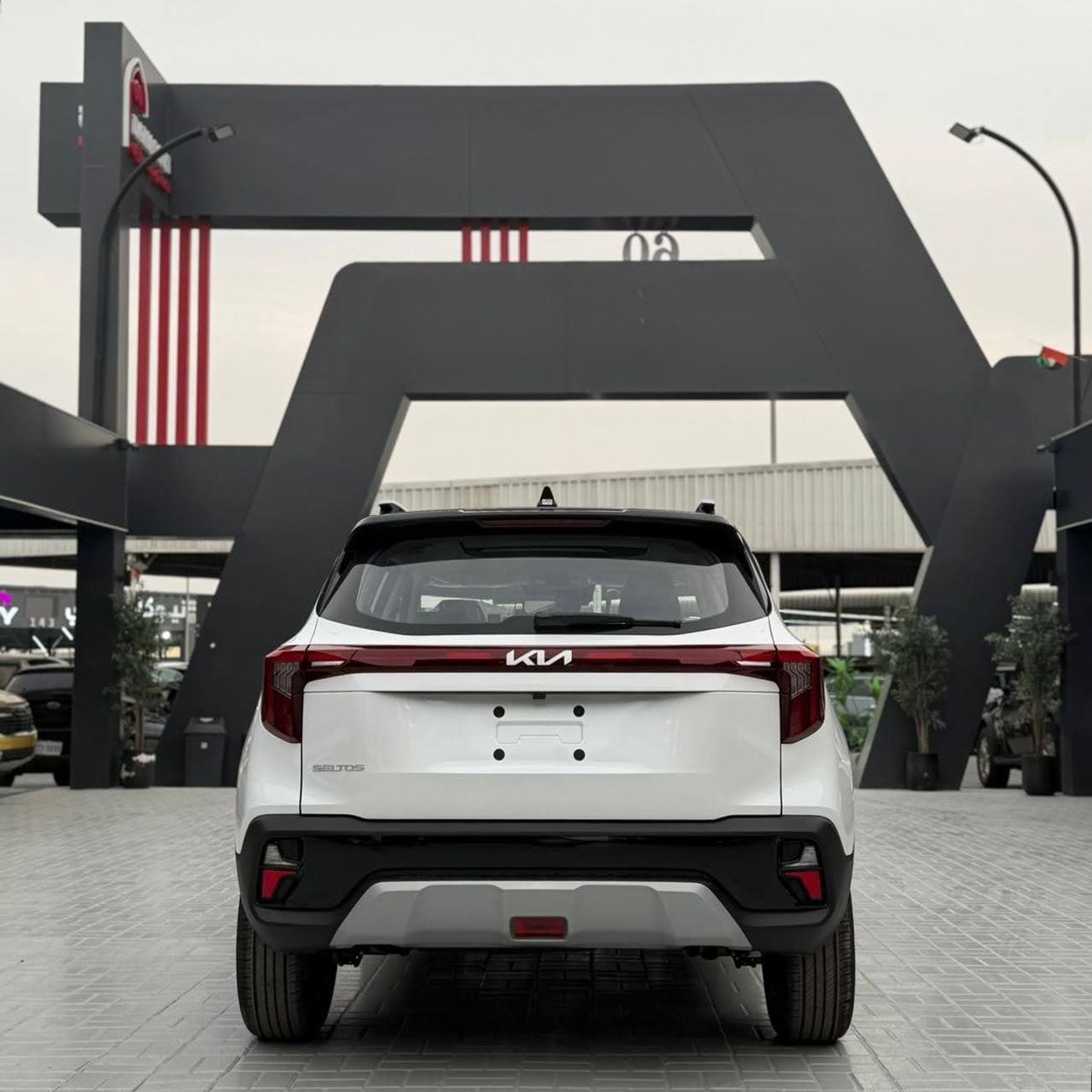 Kia Seltos Kia Seltos 2025 – Brand New   Imported from China Exterior Color: Premium Pearl White Interior Color