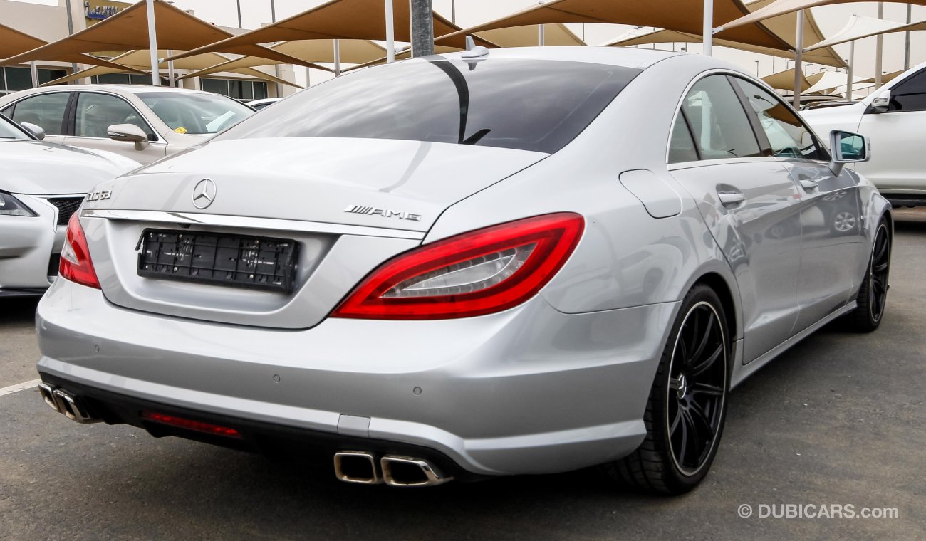 مرسيدس بنز CLS 500 With CLS63 Body Kit