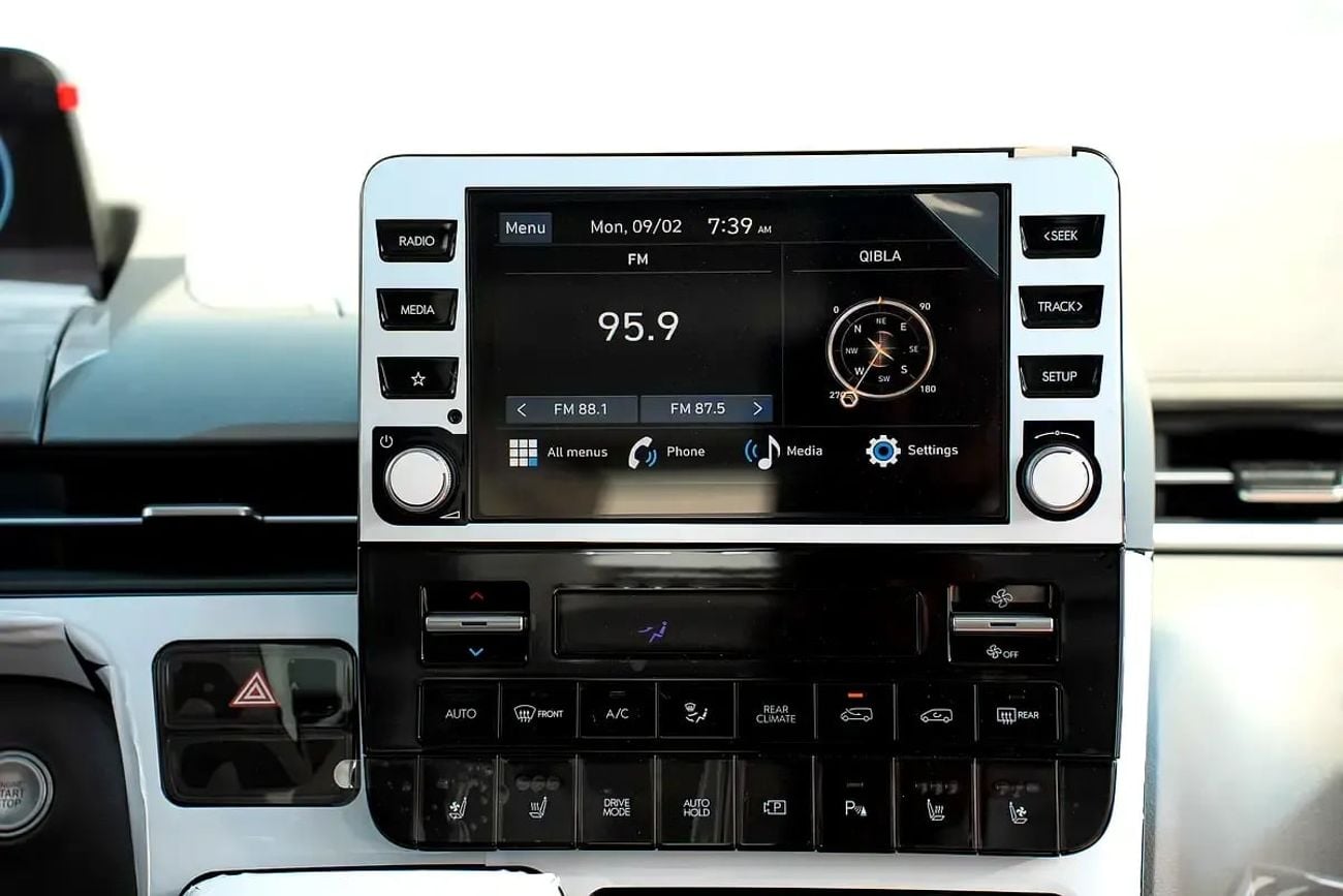 هيونداي ستاريا Luxury 7 seaters Hyundai Staria 2026 مواصفات خليجية
