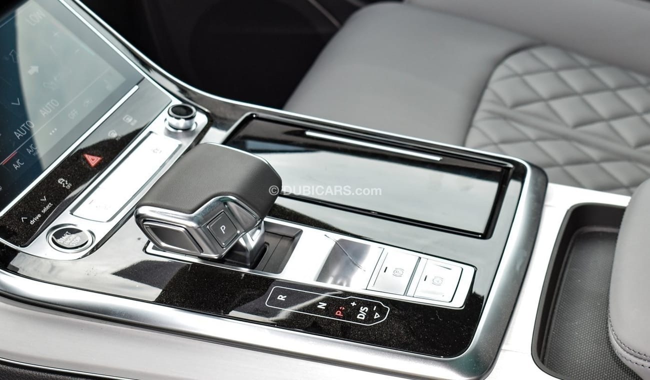 أودي Q8 55 TFSI MHEV Quattro S line V6 3.0L Aut (For Local Sales plus 10% for Customs & VAT)