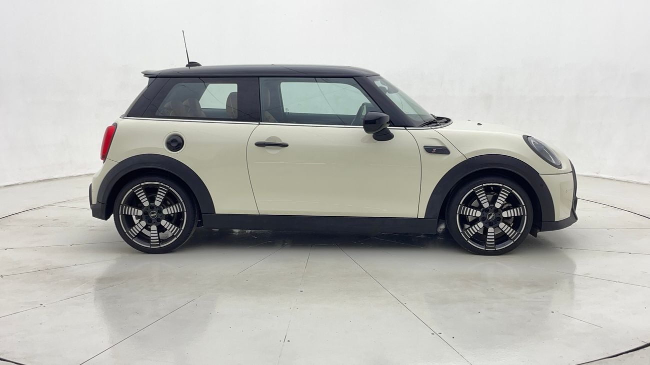 ميني كوبر إس 2023 S | AED 1344/Month | 0 DP | 30 Day Return | Warranty | Service History