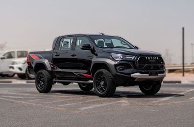 تويوتا هيلوكس 2025 Toyota Hilux GR-Sport 4.0L AT Petrol (Black)