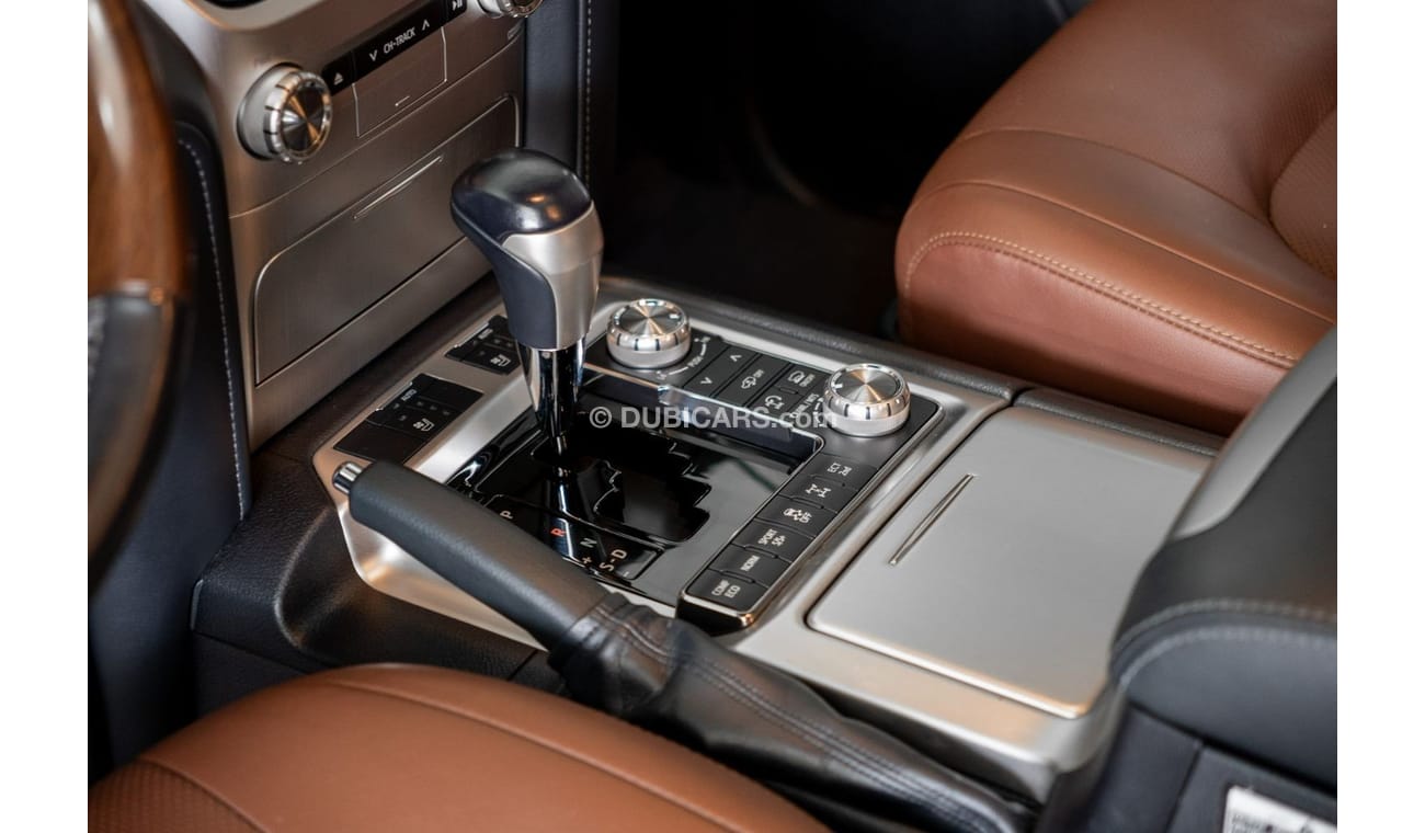 تويوتا لاند كروزر 2018 Toyota Landcruiser VXR 5.7 / Full-Service History