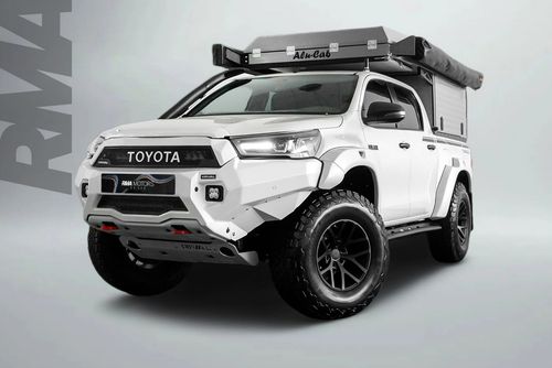 تويوتا هيلوكس ادفنتشر