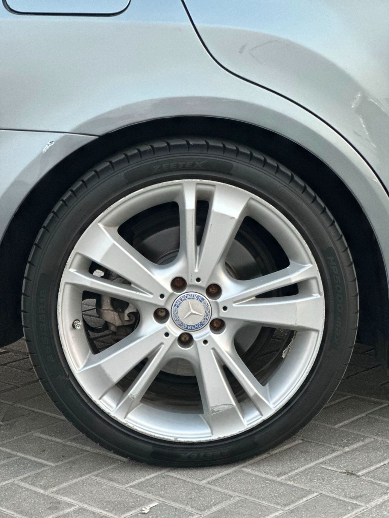 مرسيدس بنز E 350 4MATIC (NON GCC)
