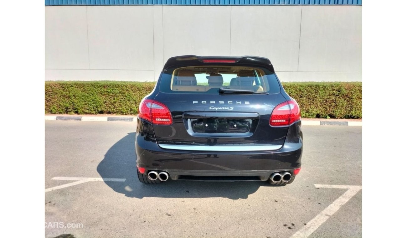 Porsche Cayenne Cayenne S V8 GCC