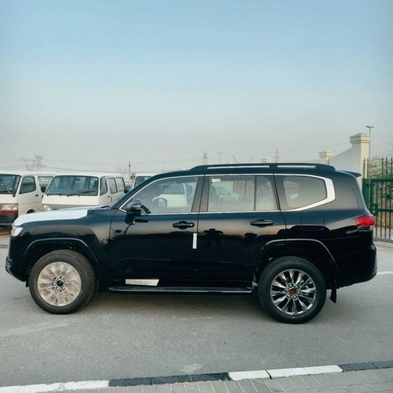 Toyota Land Cruiser 2024 Toyota Land Cruiser LC300 3.5L VX+ European Spec