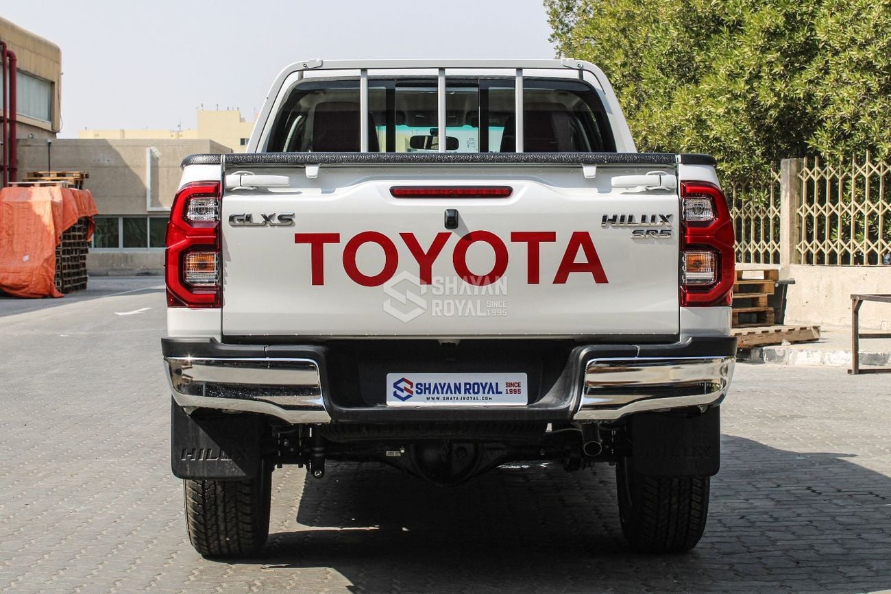 تويوتا هيلوكس 2.7L PETROL GLXS-G 4WD MT DC 2026MY