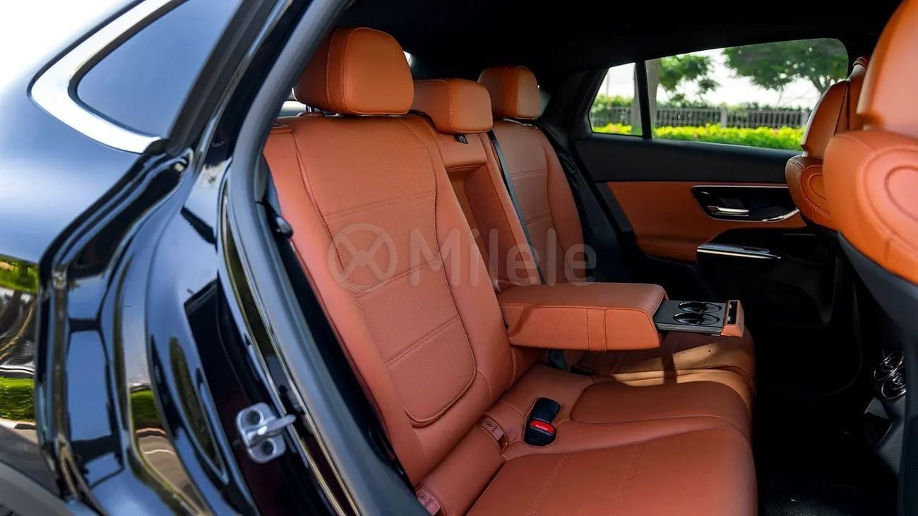 Mercedes Benz GLC200 STANDARD
