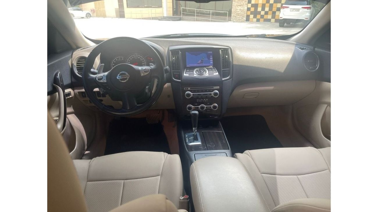 Nissan Maxima SV Nissan Maxima MODEL 2014 V6 L 3,5   Excellent Condition (GCC  _ SPEC) -