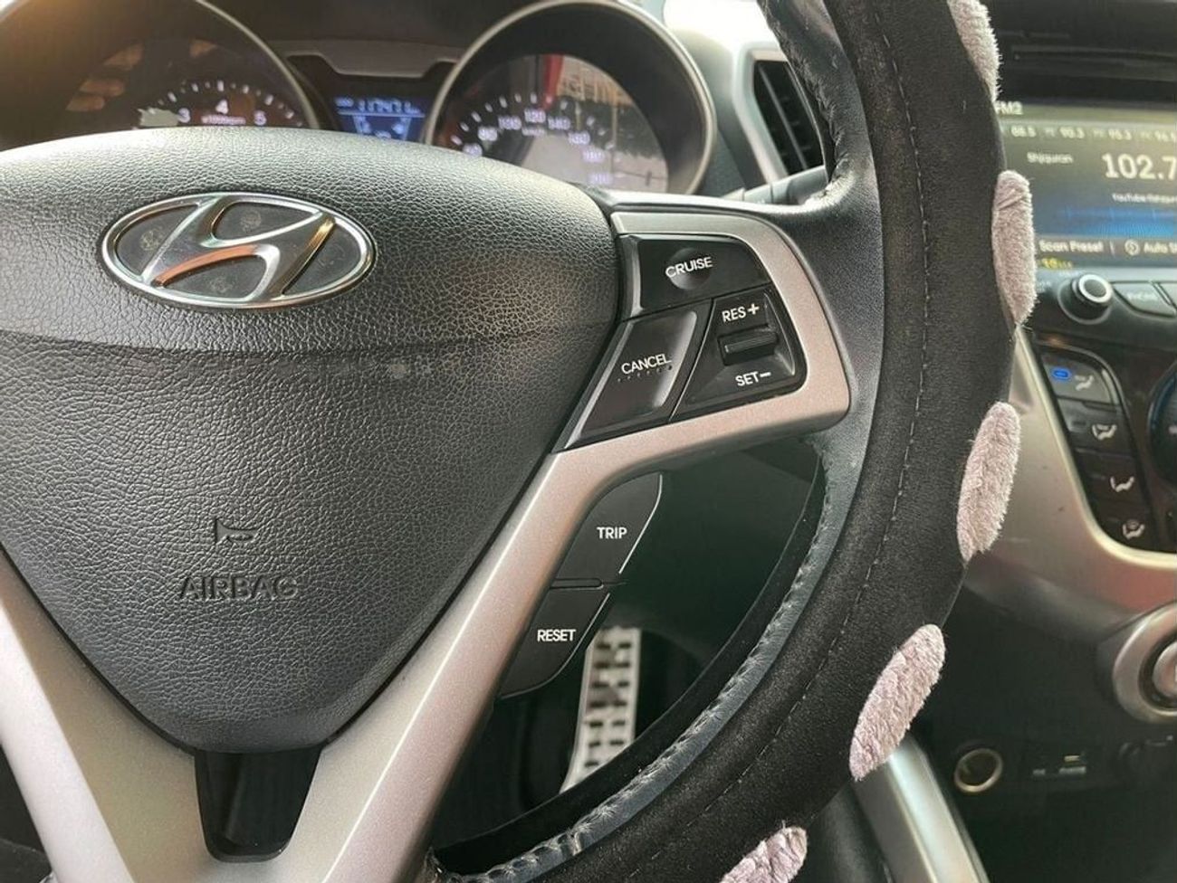 Hyundai Veloster GLS 1.6L