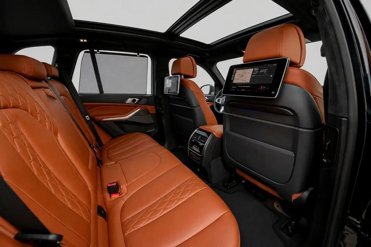 بي أم دبليو X5 M50i EXCLUSIVE M50i GCC - No Accident - FSH - Under warranty