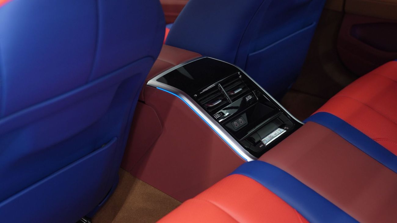 BMW M850i xDrive 4.4L