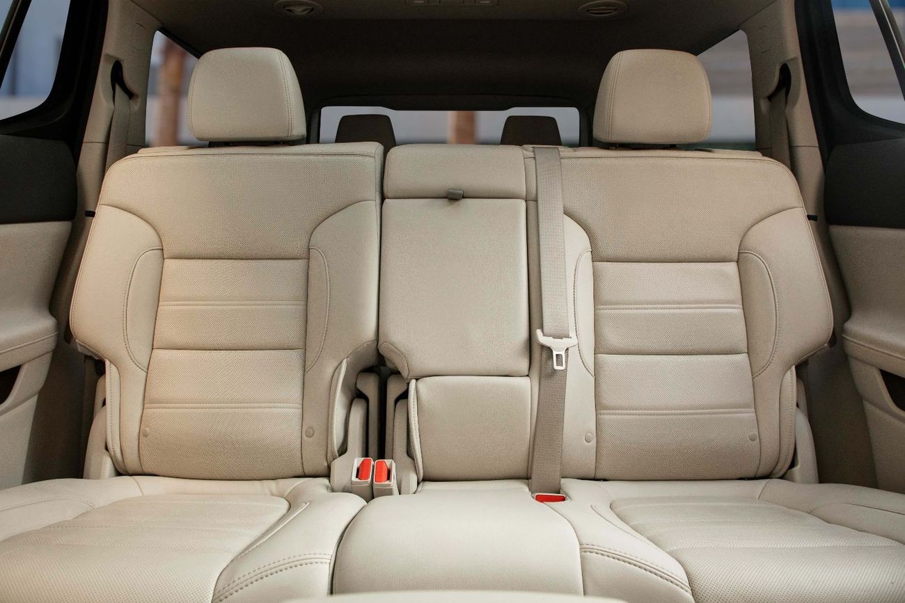 GMC Acadia Denali | 2,546 P.M  | 0% Downpayment | Agency Warranty!