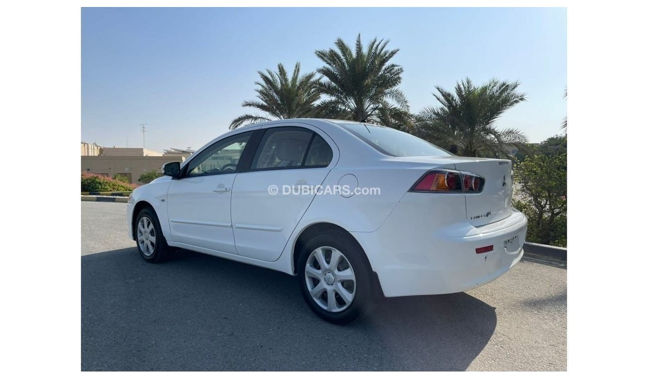 Mitsubishi Lancer MITSUBISHI LANCER 2,0 - GLS- mobile 2017 Excellent Conditio