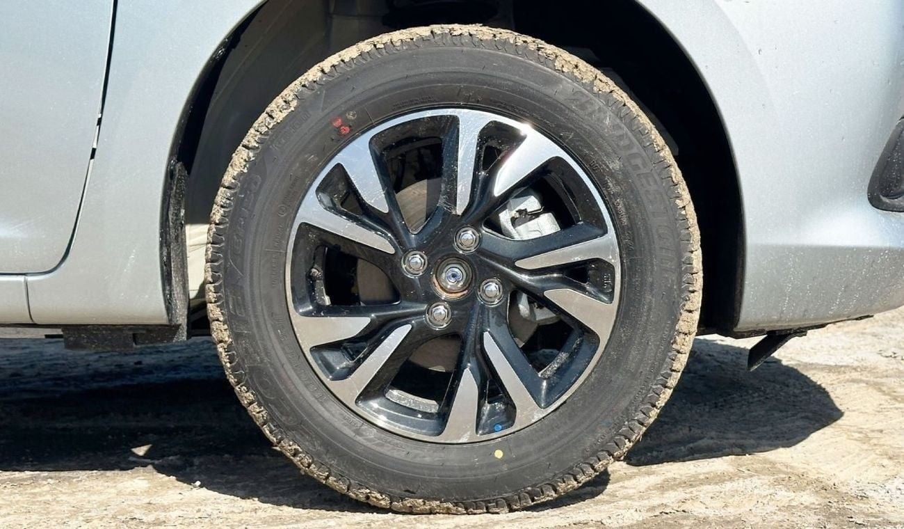 Suzuki Swift 1.2L GLX CVT