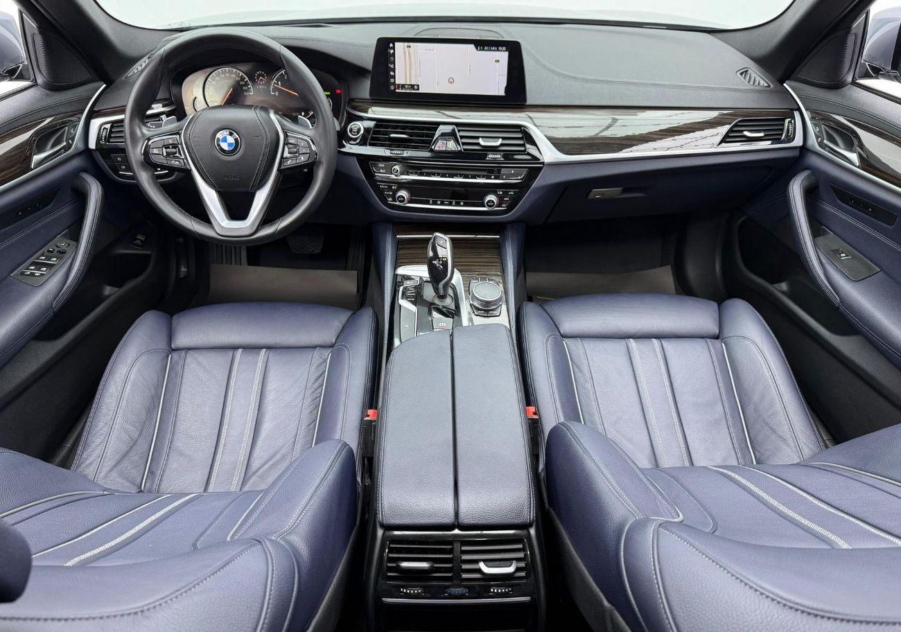 بي أم دبليو 530i Luxury M Sport Package 2.0L 2017 BWM 530i Luxury Line, Full BMW Service History, Very Low Km, Excell