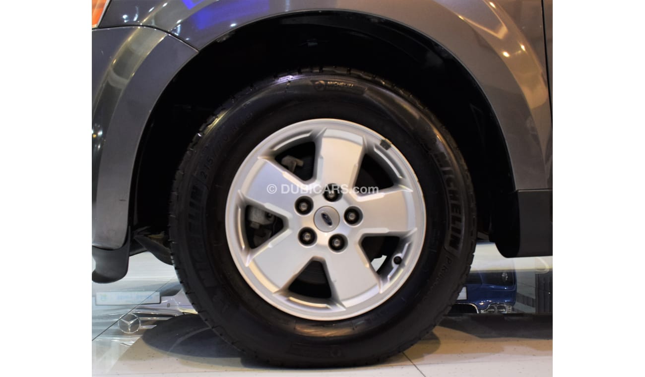 Ford Escape XLT 2012 Model!! in Grey Color! GCC Specs