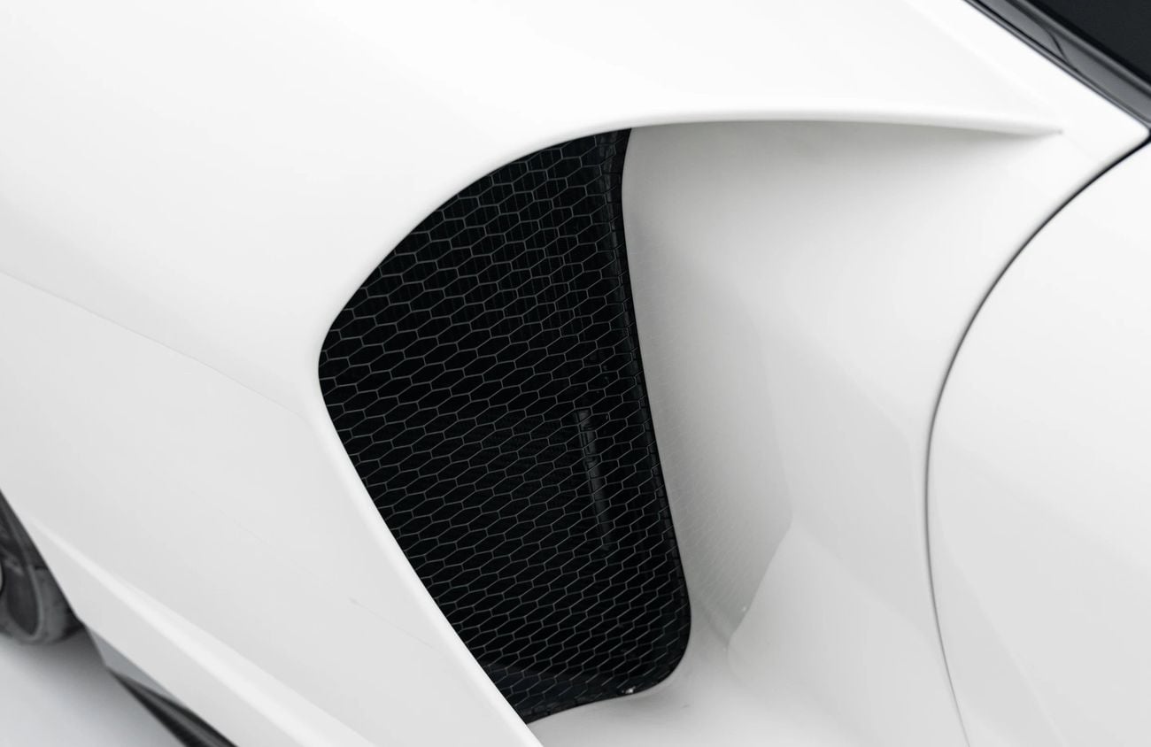 مكلارين سينا 4.0L V8 Twin-Turbocharged Engine