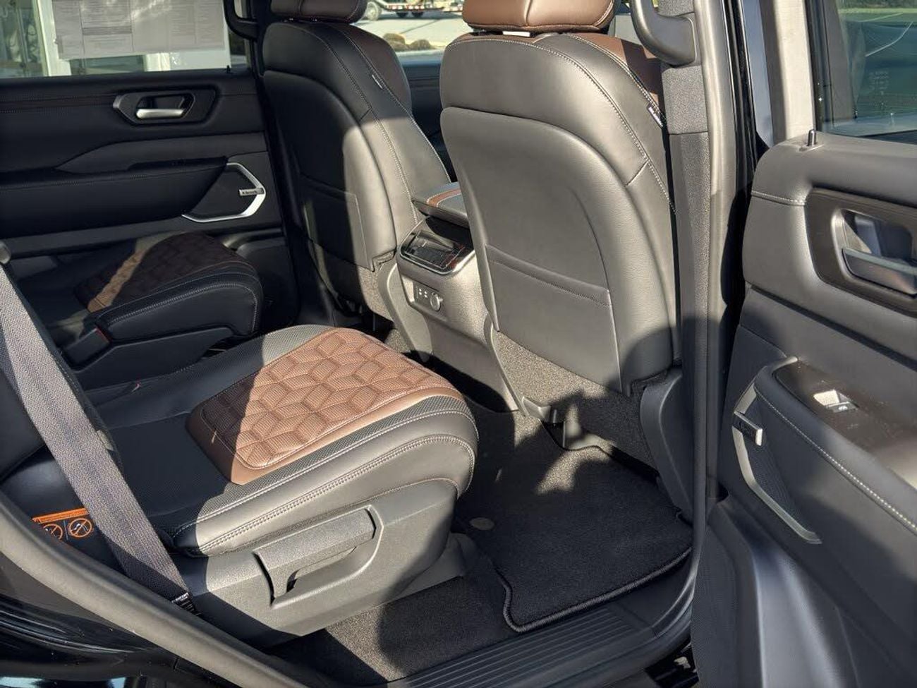 Nissan Armada Platinum Reserve Captain Seats
