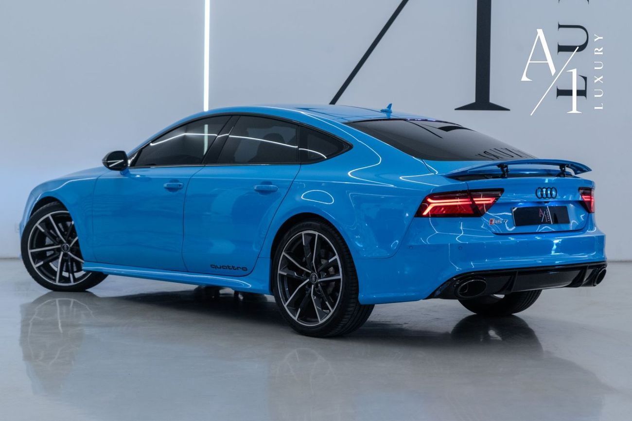 Audi RS7 Performance 4.0L 2017 Audi RS7 Quattro, Carbon Fiber Package, Special Color, GCC