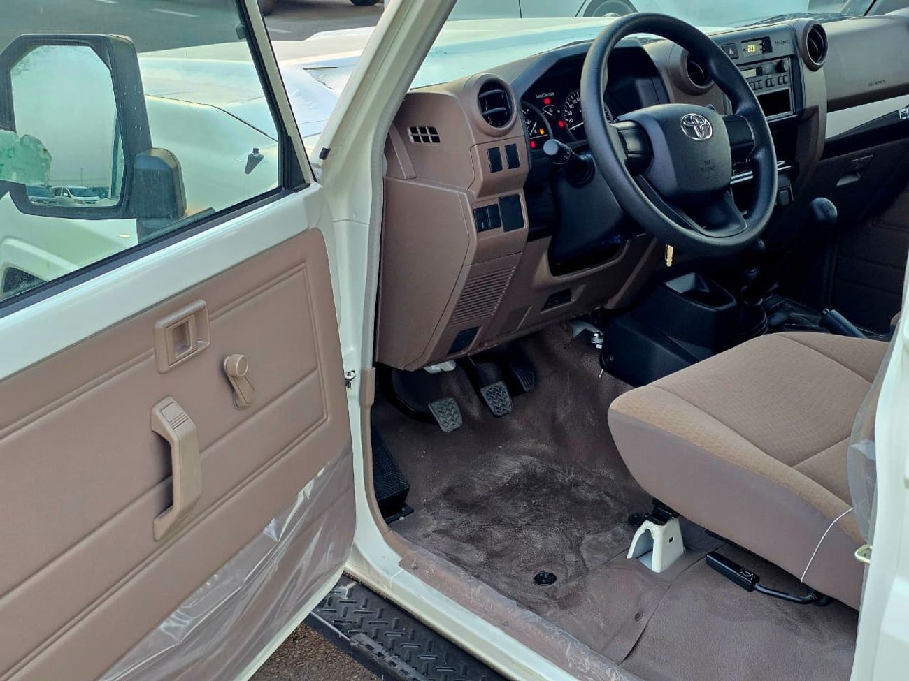 Toyota Land Cruiser 2025 Model LC78 2.8L MT